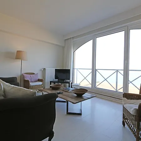 Appartamento In Het Zoute Near The